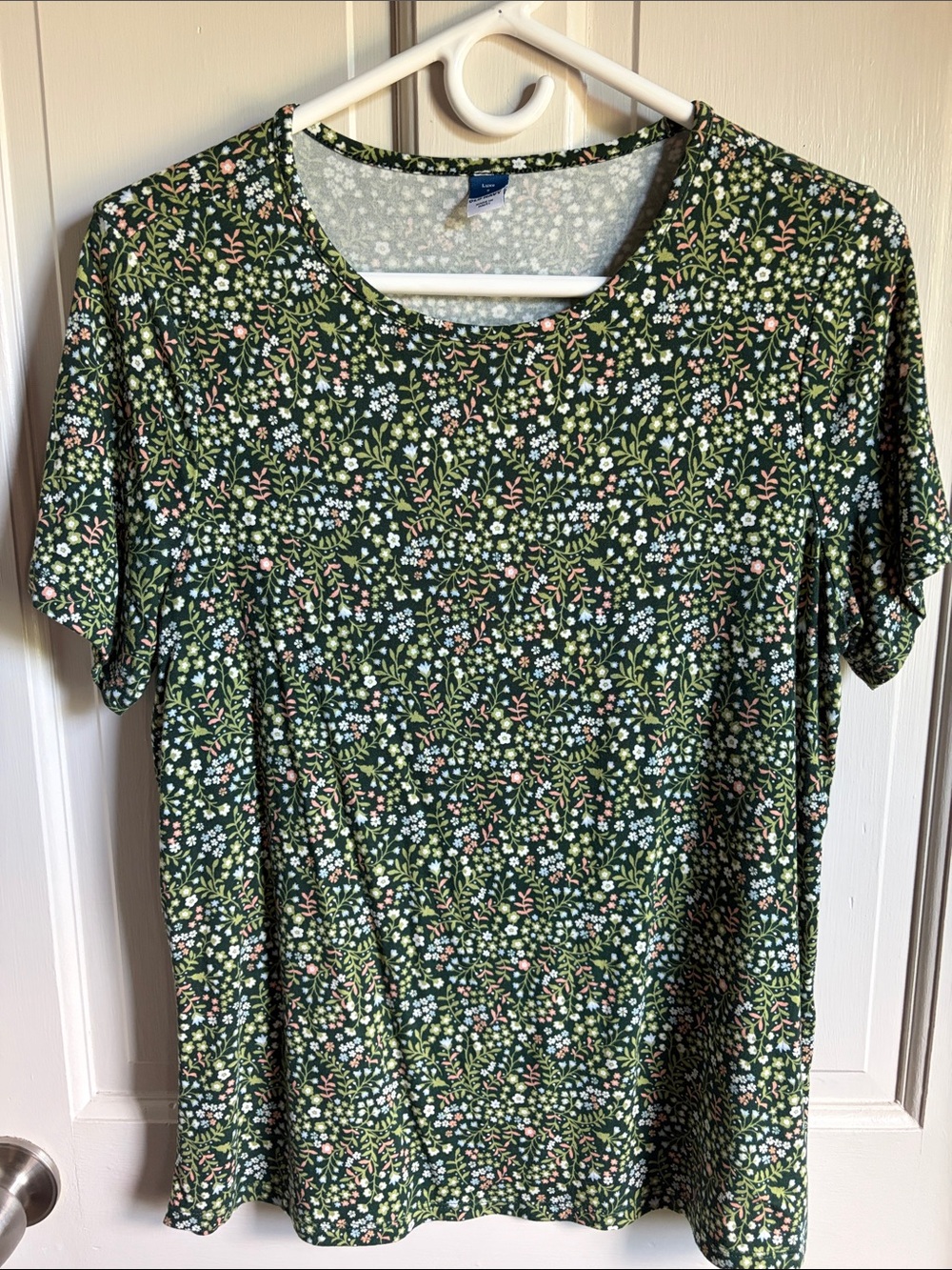 Old Navy Luxe Floral Short Sleeve Tee
